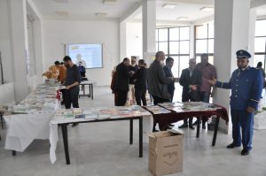 Read more about the article جامعة تبسة تنظم معرضا للكتاب