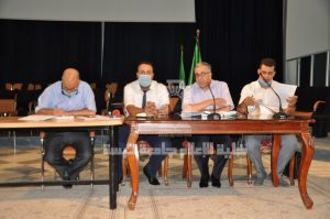 Read more about the article مدير جامعة العربي التبسي بمعية السيد  مدير الخدمات الجامعية  يجتمع بممثلي التنظيمات الطلابية على مستوى الجامعة
