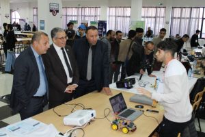 Read more about the article فعاليات الطبعة الرابعة للمسابقة الوطنية للنوادي العلمية حول أحسن مشروع مبتكر في ميدان الذكاء الاصطناعي