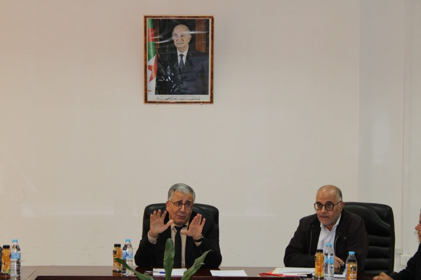 You are currently viewing تنصيب اللجنة المحلية لمرافقة ومتابعة الإنتقال الى جامعة من الجيل الرابع “4.0”